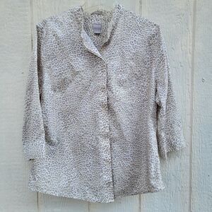 Chico's No Iron Button-Down Shirt Women's (3) Sz XL Leopard Print Blouse Career